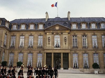 Elysee’de Şok Hırsızlık: Fransa Cumhurbaşkanlığı Sarayı Soyuldu