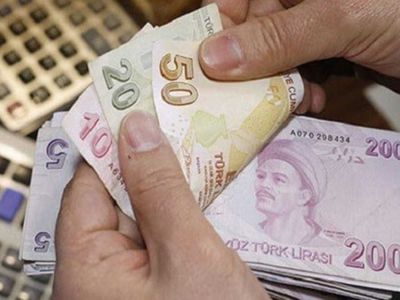 Emekli kadınlara üç ayrı ek gelir kapısı aralandı! SSK, Bağkur ve Emekli Sandığı fark etmeden yetim ve dul aylıkları hesaplarda!