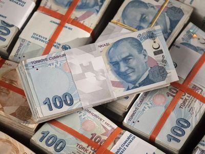 Emekli maaşına zam için yeni ihtimal: Kök maaşta o detay her şeyi değiştirebilir