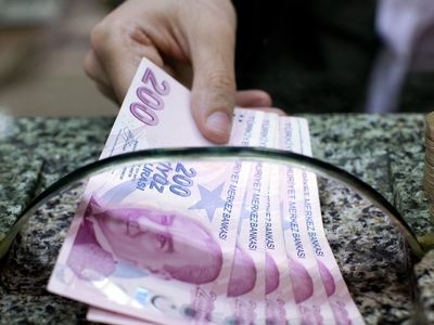 Emekli maaşları için ilk tahmin geldi! Emekli maaşı ne kadar olacak?