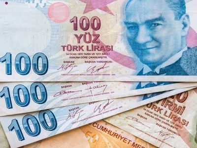 Emekli maaşları için yarın kritik veri açıklanacak: Uzman isim hem zam hem de refah payı tahminini  verdi