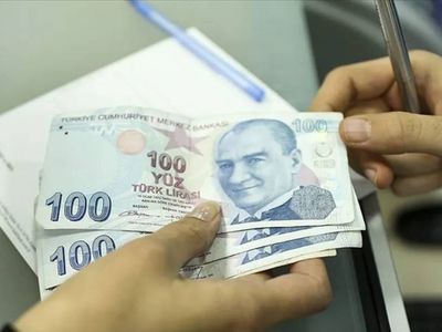 Emekli ve memura beklenen artış geliyor: İki ek ödeme yapılacak