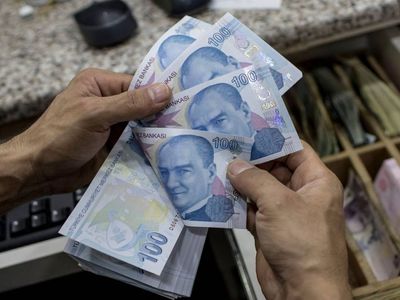 Emekli zammı ne kadar olacak? 2024 emekli maaşına ne kadar zam gelecek?