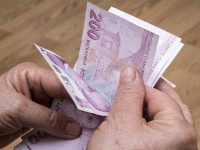 Emekliler arasında maaş tartışması: Milyonlarca emekli zam almayacak