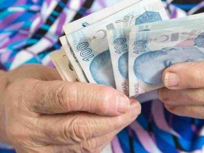 Emeklilere çifte bayram... Sevindiren haber geldi! Bayram ikramiyelerine 1.000 TL zam yapılacak