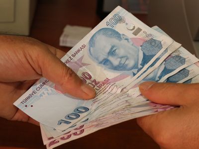 Emeklilere sürpriz ikramiye: Ocak ayına kadar 10 bin lira daha ödenebilir