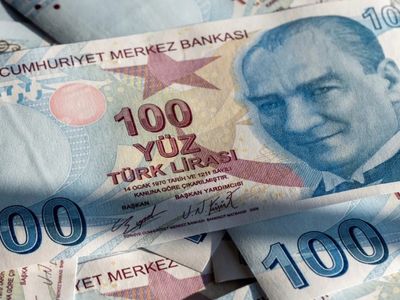 Emeklilerin beklediği açıklama SGK’dan geldi: Maaş farkı ödemeleri o tarihte yapılacak