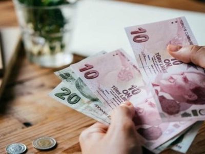 Emeklilikte yaş sorunu ortadan kalktı! 1800 prim gününü dolduran herkes emekli olabilecek! Emeklilikte yaşa takılanlar için harekete geçildi