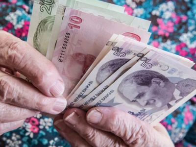 Emeklilikte Yaşa Takılanlar İçin Kritik Karar