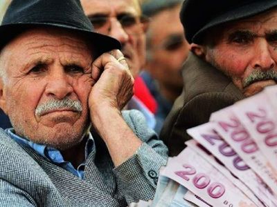 Emekliye bayram ikramiyesi ödeme miktarı belli oldu mu? Bayramda kim ne kadar ikramiye alacak?