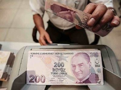 Emekliye destek Vakıfbank'tan geldi! Emekli paketi ile 750 TL nakit destek ve 125 bin TL kredi hesaplarda