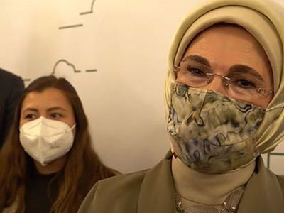 Emine Erdoğan, 'Atık Alanında Akıllı Şehirler Küresel Şampiyonu Ödül Töreninde Konuştu