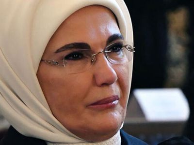 Emine Erdoğan: Kadınlar Her İncindiğinde İnsanlık İnciniyor