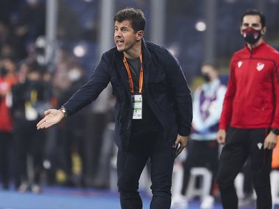 Emre Belözoğlu Fenerbahçe'den Hocası Aykut Kocaman Hakkında Dikkat Çeken Açıklamalar Yaptı!