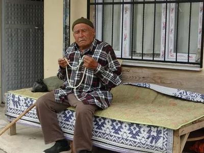 En büyük hayali ölmeden önce boşanmak: Eşi evden kaçtı