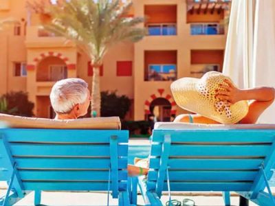 Enerji krizi Türkiye’ye yaradı: Alman yaşlı ve emeklileri ısınmak için geliyor! Oteller kışın da dolu olacak