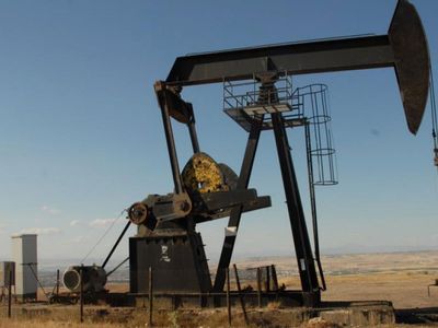 Enerji piyasalarında Rusya etkisi devam ediyor, Brent petrolün fiyatı tarihi zirvede!