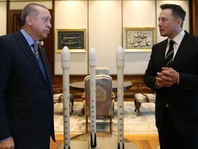 Erdoğan Elon Musk'la Görüştü Gündemde İse Yerli Otomobil Var