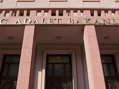 Erdoğan imzaladı Resmi Gazete’de yayımlandı: Adalet Bakanlığı’nda üst düzey atamalar yapıldı
