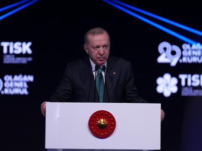 Erdoğan’dan İşverene Net Mesaj: “Asgari Ücret Masasında Taşın Altına Elinizi Koyun”
