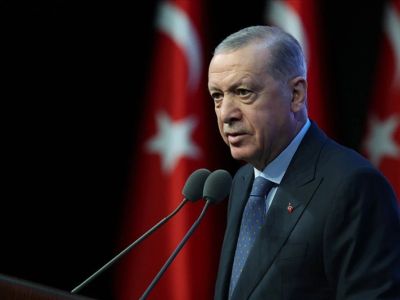 Erdoğan’dan Özgür Özel’e gönderme: “Yüreğin yetiyorsa şimdi de su bidonuyla çıksana!”