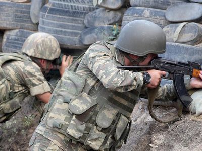 Ermenistan Azerbaycan Mevzilerine Ateş Açtı
