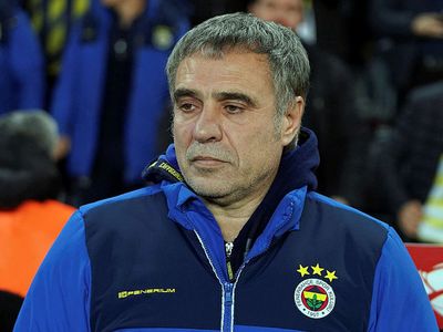 Ersun Yanal Adil Rami’nin iddiaları hakkında ne söyledi? Adil Rami’nin kendisi hakkında söylediği sözlere yanıt veren Ersun Yanal gündeme bomba gibi düştü