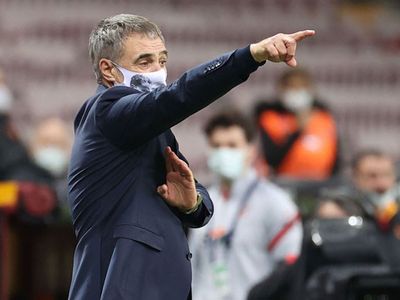 Ersun Yanal'dan Podolski Yorumu