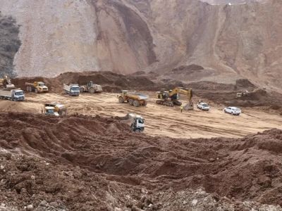 Erzincan’da Son Dakika! Maden ocağında toprak altında bir araca ulaşıldı!