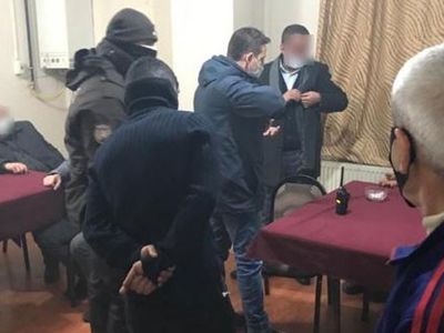Erzurum'da Kıraathane Baskını!
