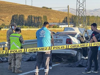 Erzurum'da Trafik Kazası: 4 Ölü, 4 Yaralı