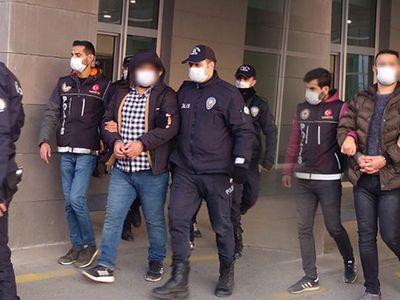 Eş Zamanlı Düzenlenen Operasyonda 25 Kişi Gözaltına Alındı