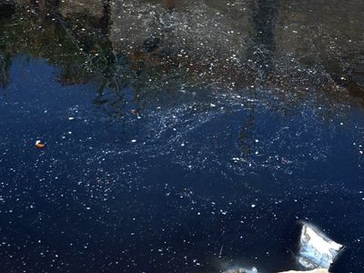 Esenyurt'ta Atıklar Haramidere'nin Rengini Değiştirdi