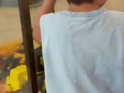 Esenyurt'ta otizmli çocuk oyun alanına alınmadı iddiası