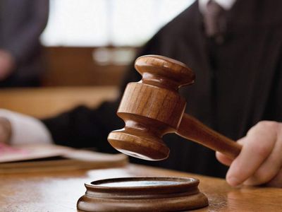 Eşinin telefon görüşmelerini kaydetti: Yargıtay’ın bu kararını beklemiyordu