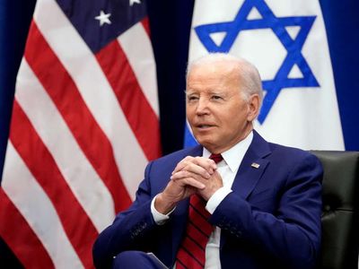 Eski ABD’li yetkililerden Biden'a uyarı: ‘Tarihin yanlış tarafında duran bir firavun durumunda’