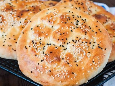 Evde ramazan pidesi nasıl yapılır? Adım adım evde kolay Ramazan pidesi tarifi
