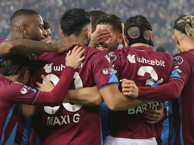 Evindeki yenilmezlik serisini koruyan Trabzonspor’dan dört dörtlük galibiyet