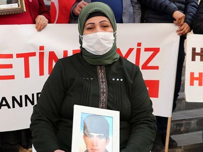Evlat Nöbetine 569'uncu Günde 1 Aile Daha Katıldı