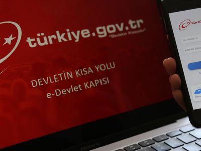 EYT hizmet birleştirme nasıl yapılır? Milyonlarca kişi merak ediyordu, artık e-Devlet’ten yapılabilecek