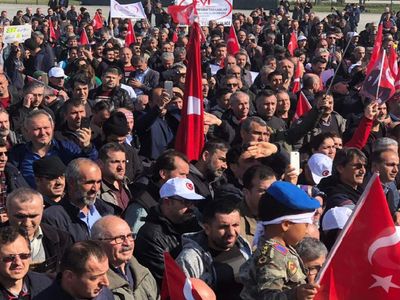 EYT Meclis’e geldi mi, ne zaman yasalaşacak? 2023 EYT şartları neler, maaş ne zaman yatacak?
