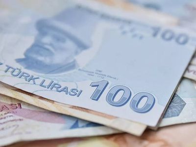 EYT’liler için geri sayım başladı: En düşük EYT emekli maaşı belli oldu