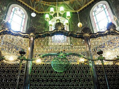 Eyüpsultan İlçesi’ne adını veren Ebu Eyyub el-Ensari kimdir, türbesi nerede? İşte Ebu Eyyub el-Ensari'nin (Eyüp Sultan) hayatı…