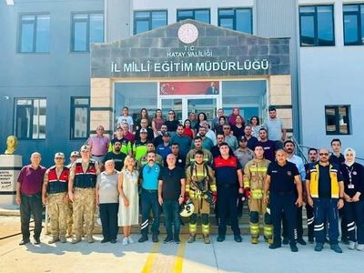 Hatay'da yangın güvenliği eğitimi ve tatbikatı gerçekleştirildi