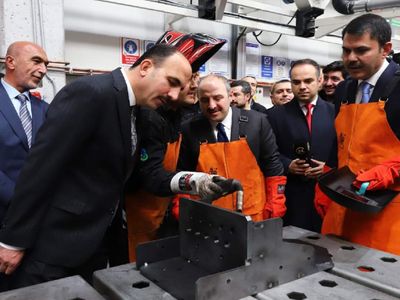 Faaliyet alanlarına bir yenisi eklendi: Türkiye’nin ilk yerli asansör fabrikası