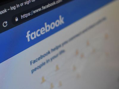 Facebook, News Corporation'la Anlaştı