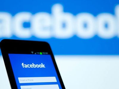 Facebook'tan Politika Güncellemesi