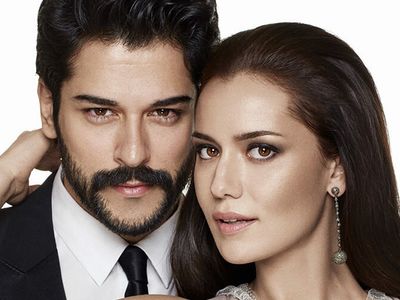 Fahriye Evcen hamile mi? Güzel oyuncu ikinci kez bebek bekliyor