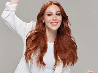 Fahriye Evcen İstenmeyen Gelin Gibi Oldu: Gökçe Bahadır’dan Sonra Şimdi de Elçin Sangu Ünlü Oyuncuyu Hedefine Aldı!