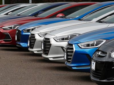 Faiz kararı sonrası piyasadan kayboldular: İkinci el otomobil için dikkat çeken açıklama